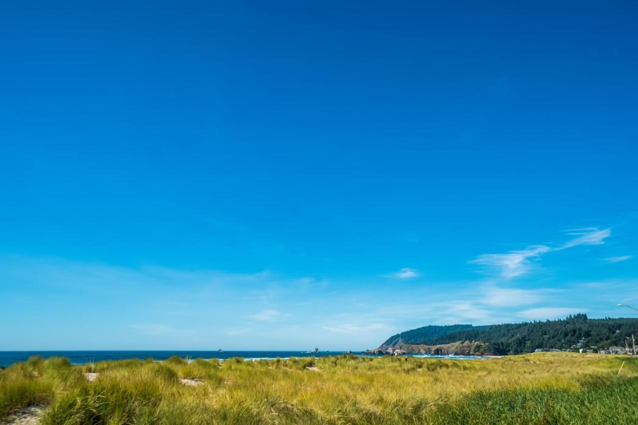 Sandals Inn | Oceanside Cabana Cannon Beach Exterior foto